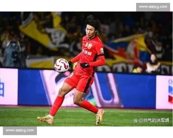 81 岁根宝挂帅南下,上海 U20 扛男足荣誉冲冠